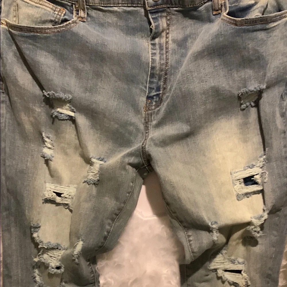 Trendy Distressed Light‎ Blue Boyfriend Jeans